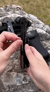 Sikunuo | Multifunctional Pliers With Folding Nail Hammer