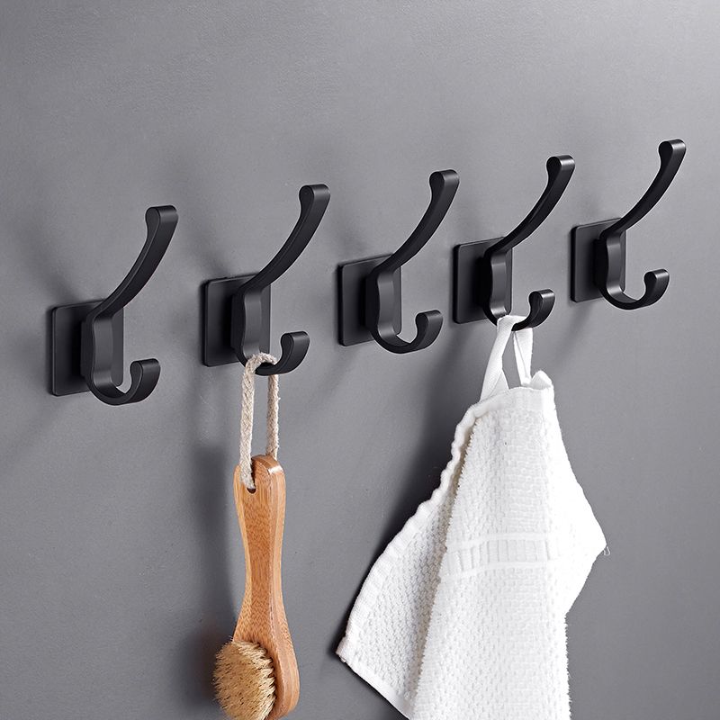Sikunuo | Modern Bathroom Accessories as Individual Piece or in Set Matte Black Bathroom Fixtures