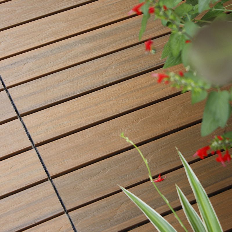 Sikunuo | Interlocking composite deck tiles Striped pattern patio tiles