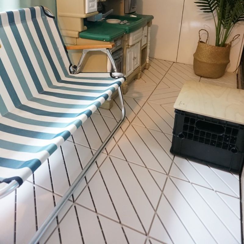 Sikunuo | 4-Slat 12" X 12" PVC Floor Tiles Connection Installation Floor Tiles