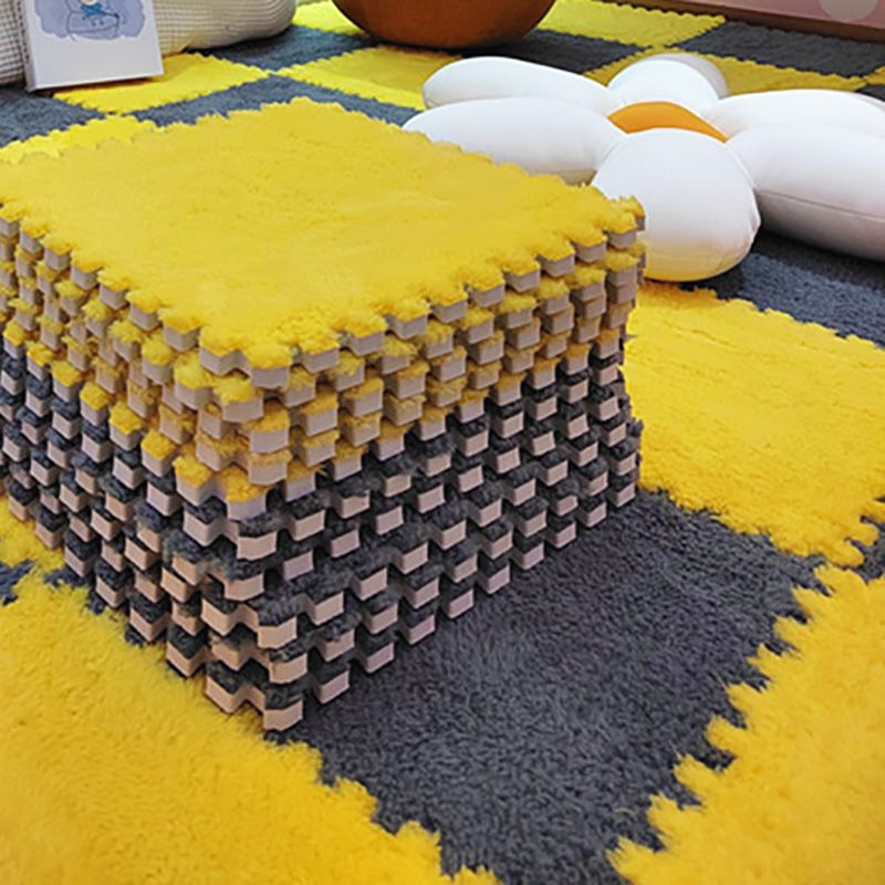Sikunuo | Modern Tiles and Carpet Plush Cut Composite Non-Slip Carpet Tiles