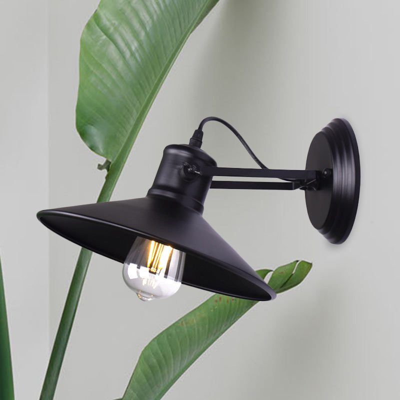 Sikunuo | Metallic Saucer Wall Light Antique Style 1-Bulb Hallway Wall Light Lamp in Black/Rust