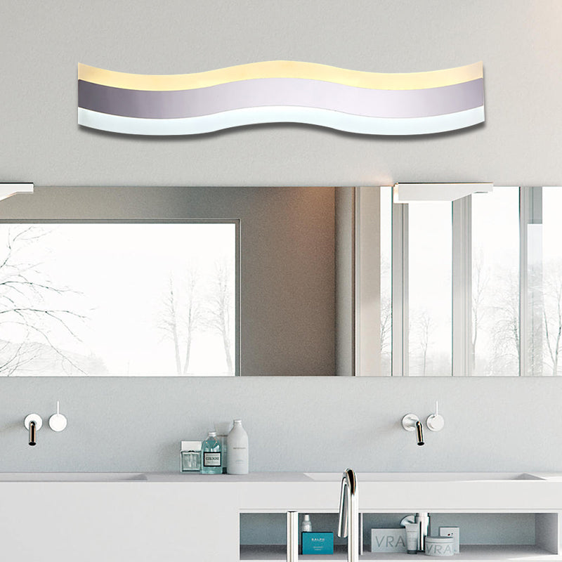 Sikunuo | Wavy LED Bathroom Light Acrylic Single Light Minimalism Anti-Fog Makeup Mirror Light in Warm/White, 16"/19.5" Wide