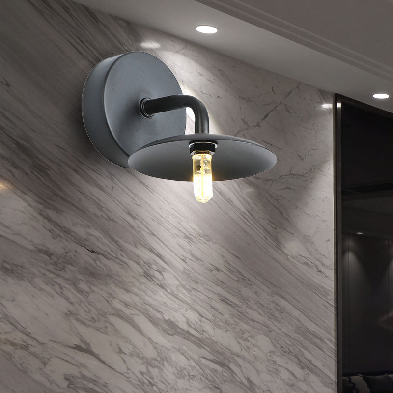 Sikunuo | Flat Shade Metal Wall Lighting Fixture Industrial Vintage 1 Light Bedroom Wall Sconce in Black