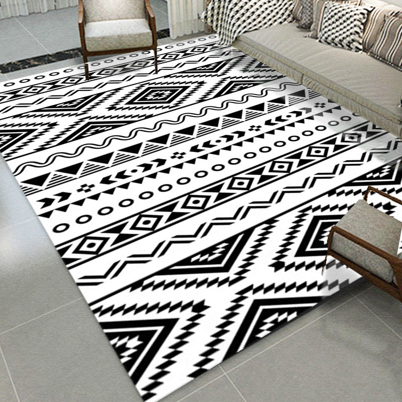 Sikunuo | Diamond geometric rug southwestern area rug for bedroom Black and White Power Loom washable floor rug