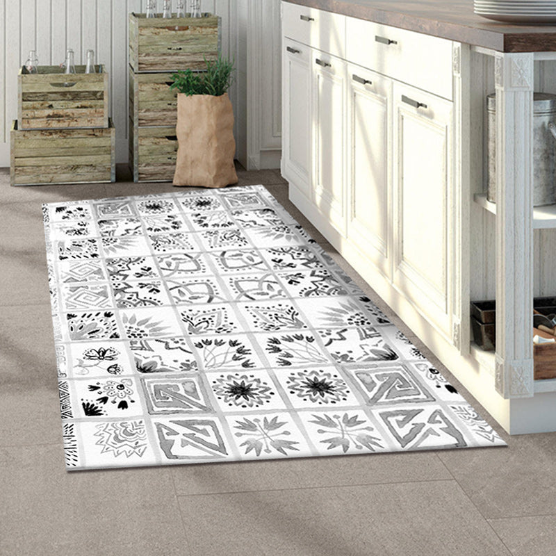Sikunuo | Oriental Flower Square Pattern Carpet in White Moroccan Carpet Polyester Non-Slip Back Carpet for Bedroom