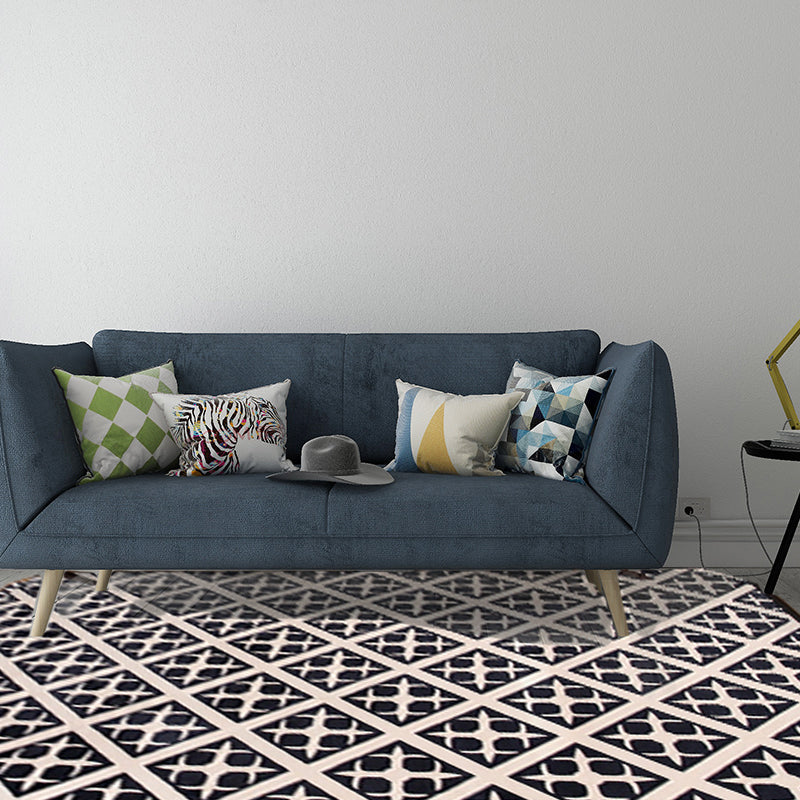 Sikunuo | Scandinavian Geometric Rug White Flooring Made from Black Dyed Polyester Pet Friendly Washable Indoor Rug