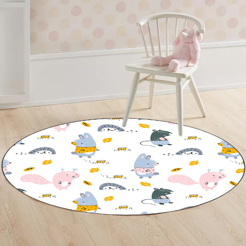 Sikunuo | Children's bedroom rug in white animal rabbit hedgehog leaf print rug polyester machine washable pet-friendly area rug