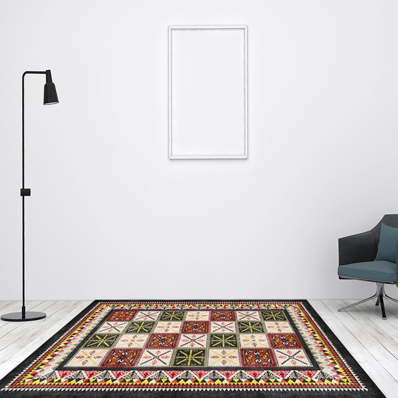 Sikunuo | Tribal Azulejos Pattern Rug Red and Green Mediterranean Rug Polyester Machine Washable Non-Slip Living Room Rug for Bedroom
