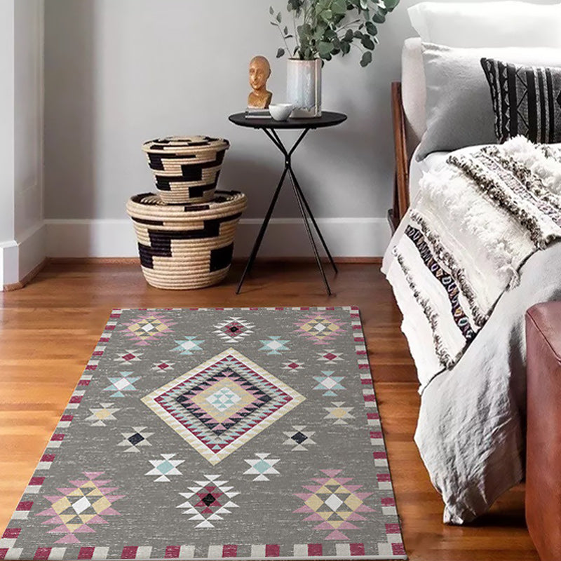 Sikunuo | American Southwest rug in gray geometric diamond pattern Rug Polyester washable Rug for home decoration