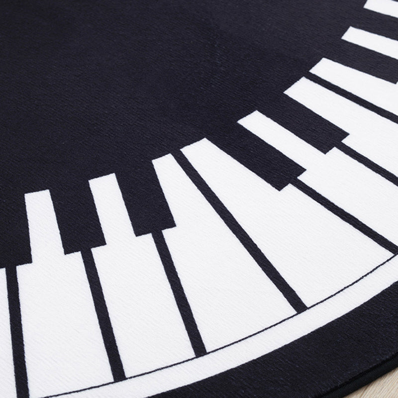 Sikunuo | Stylish Children's Rug in Black and White Music Piano Pattern Rug Polyester Pet Friendly Carpet for Nursery