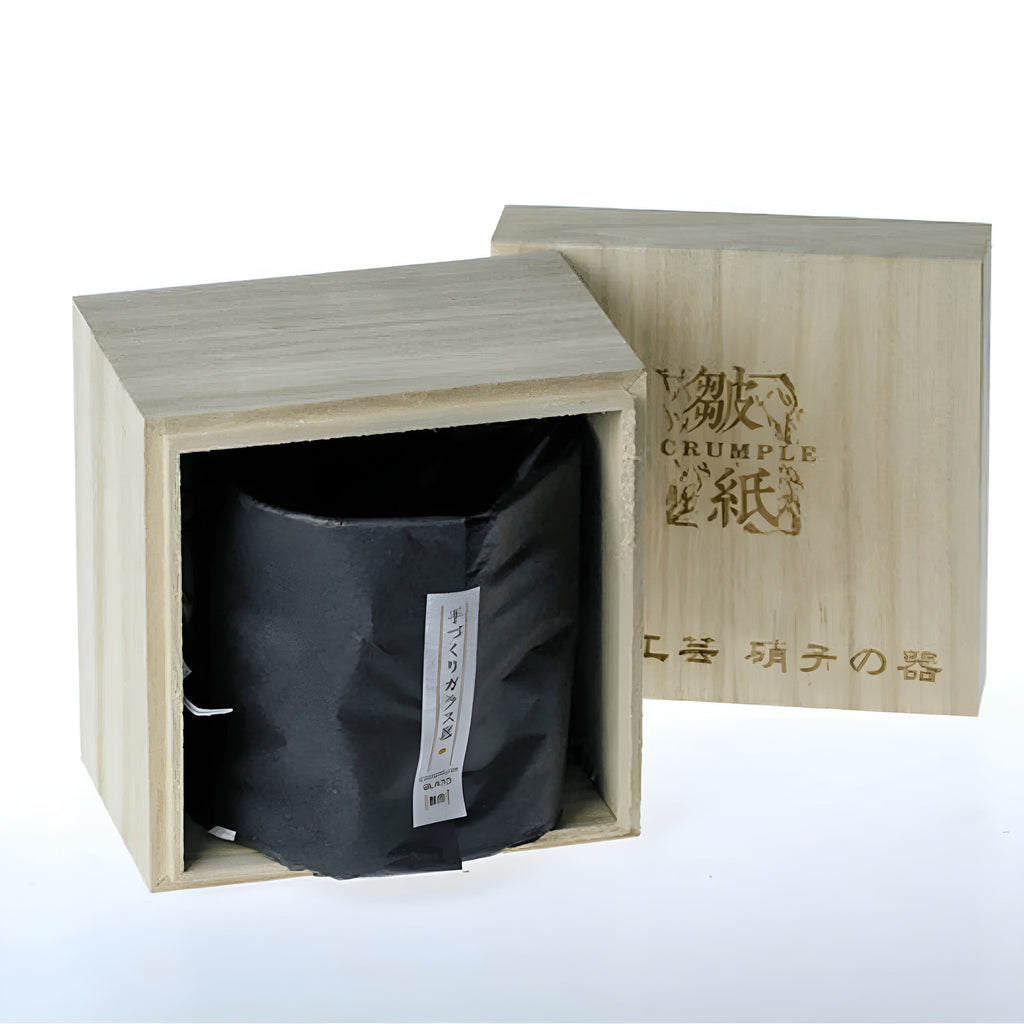 Whiskey glass in Edo Kiriko style – Handcut with unique crumple design | Sikunuo