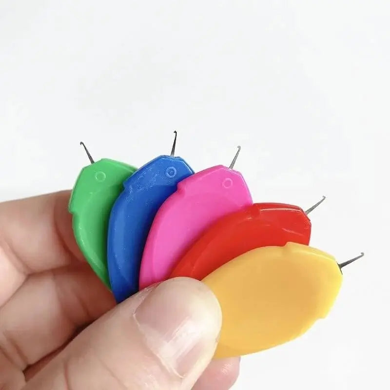 Sikunuo | Simple Needle Threader – No Frustration & No Eye Strain