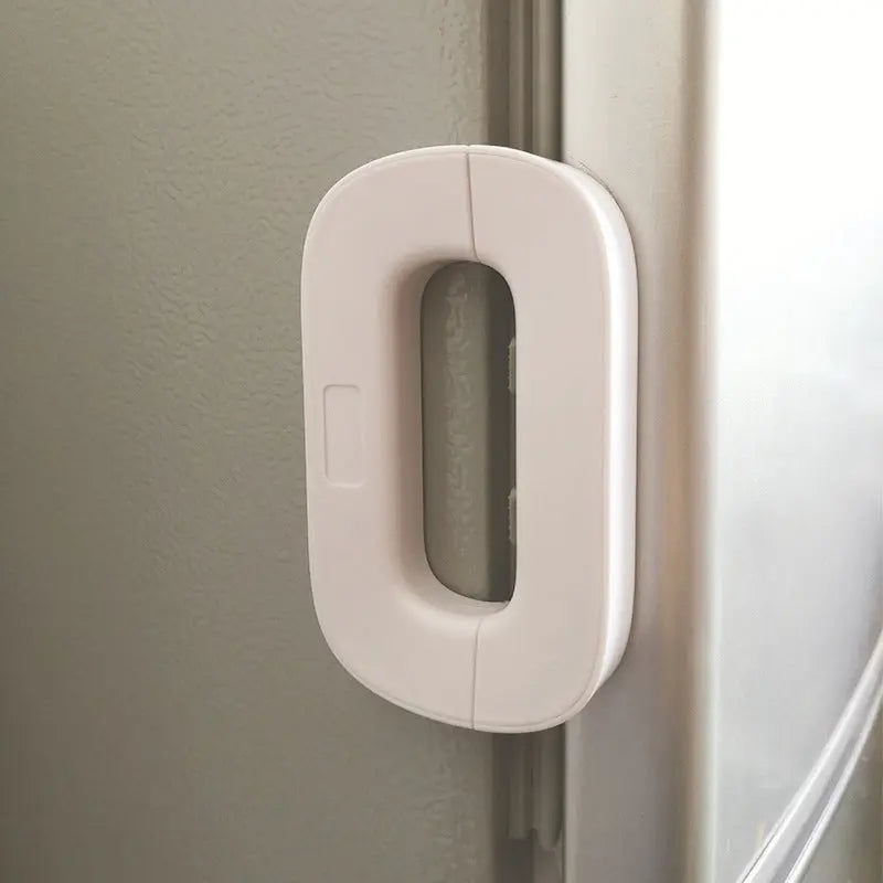 Sikunuo | Child safety locks for cabinets – Tool-free installation