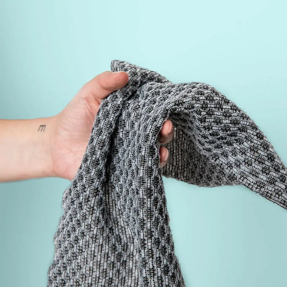 Sikunuo | Peeling Shower Towel with Silver Ions – Deep Cleaning & Gentle Exfoliation