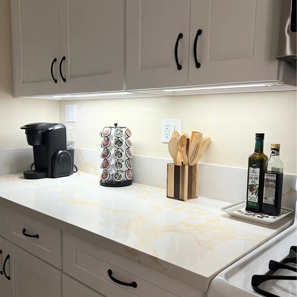 Sikunuo | Adjustable professional LED light with easy installation
