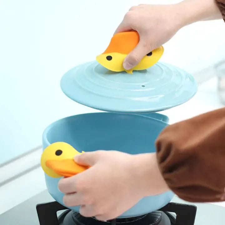 Sikunuo | Yellow Ducks heat-resistant silicone mat