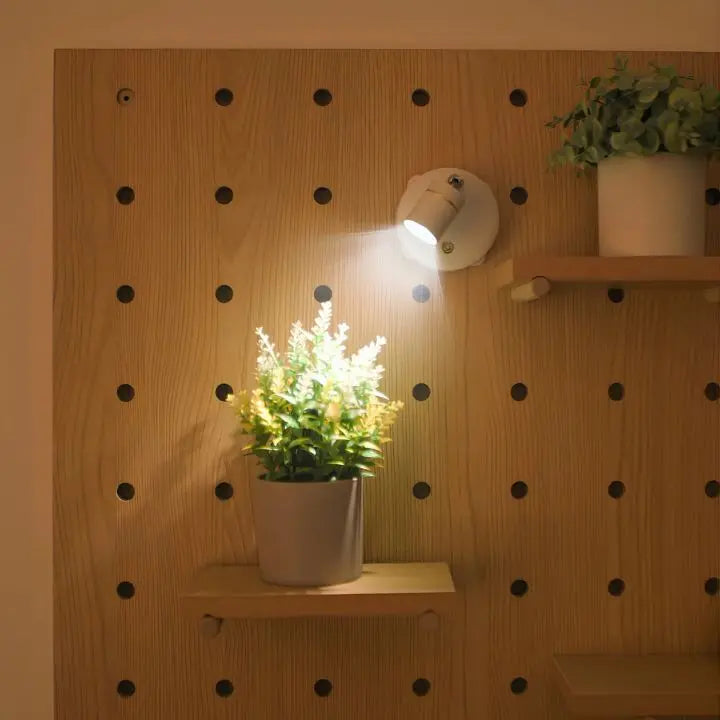 Sikunuo | Wireless LED Spotlight – Remote Control for Accent Lighting
