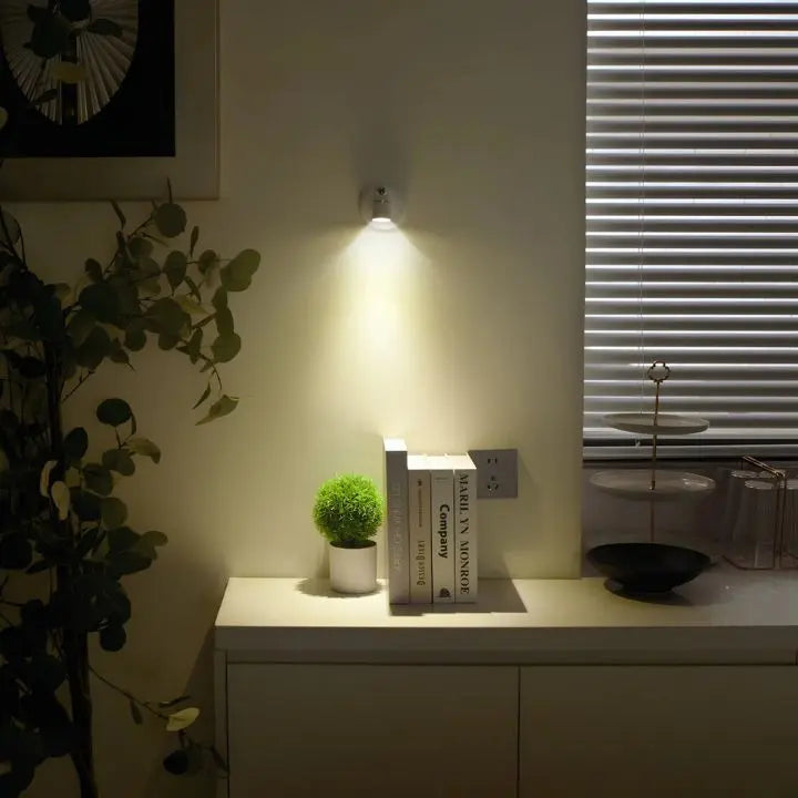 Sikunuo | Wireless LED Spotlight – Remote Control for Accent Lighting