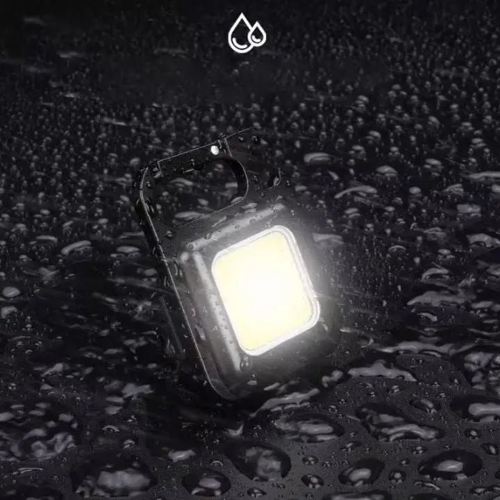 Sikunuo | Multifunctional Keychain Emergency Light | Compact & Ultra Bright