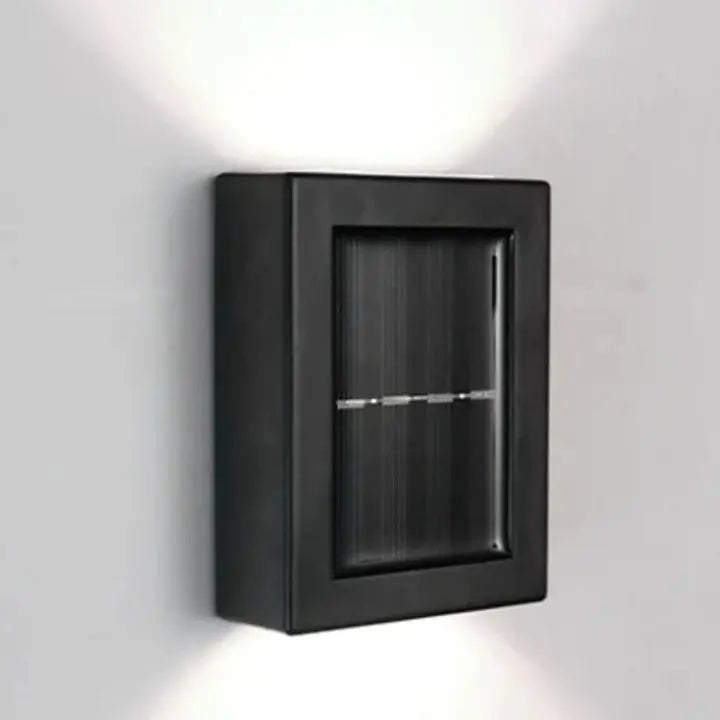 Sikunuo | Solar Double Shadow Wall Light