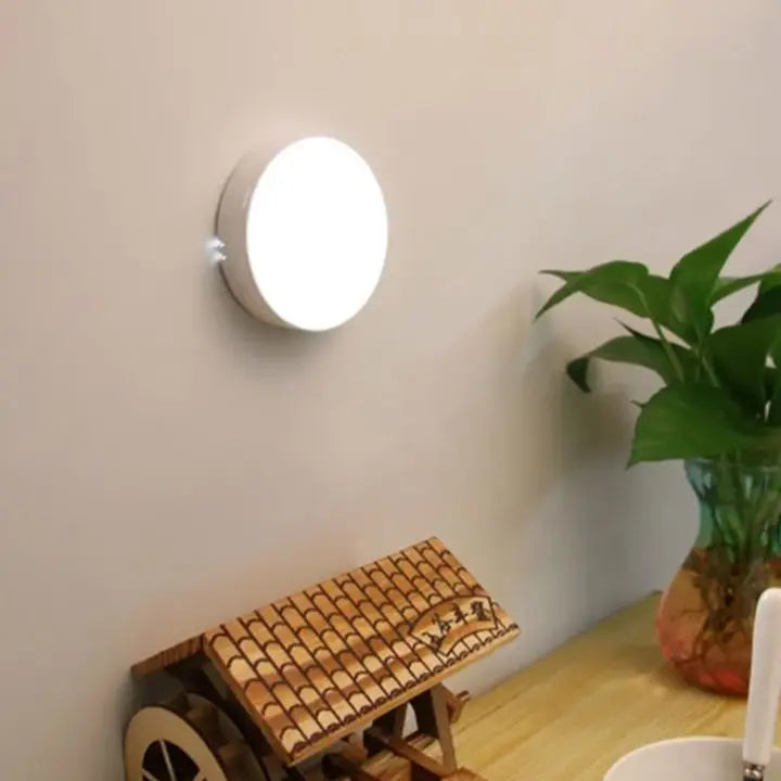 Sikunuo | Rechargeable Motion Sensor LED Night Light