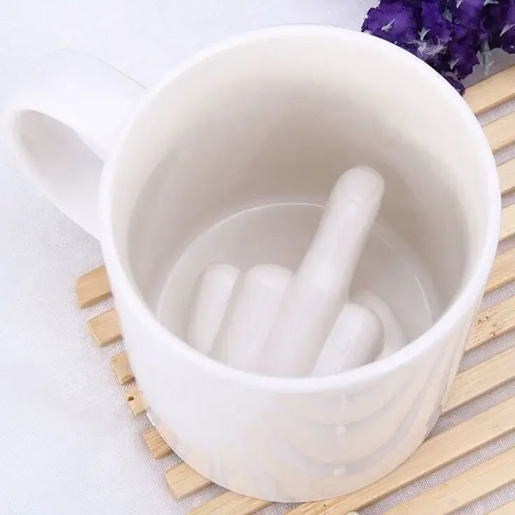Sikunuo | Middle Finger Ceramic Mug
