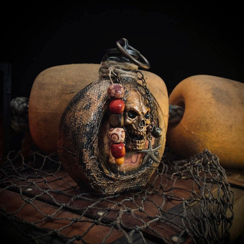 Skull Pirate Rum Bottle made of Resin | Sikunuo