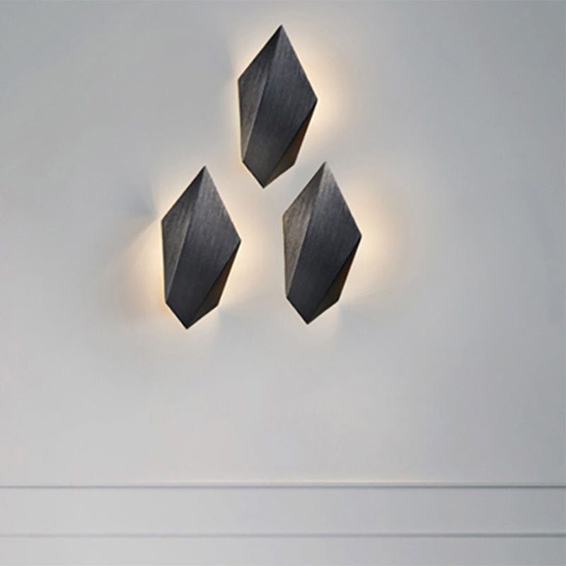 Sikunuo | Metallic geometric wall-mounted light postmodern 1 light black/gray/white wall lamp fixture