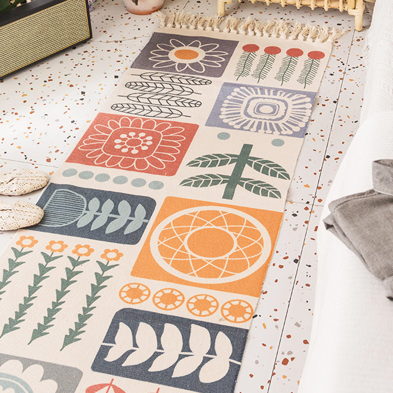 Sikunuo | Nostalgia Tribal Pattern Rug Multicolored Synthetic Area Rug Pet-Friendly Easy Care Rug with Fringes for Bedroom