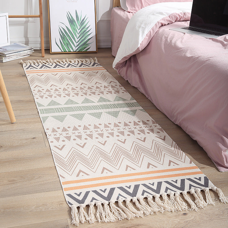 Sikunuo | Americana Bedroom Rug Multicolored geometric print area rug machine washable easy care with fringes