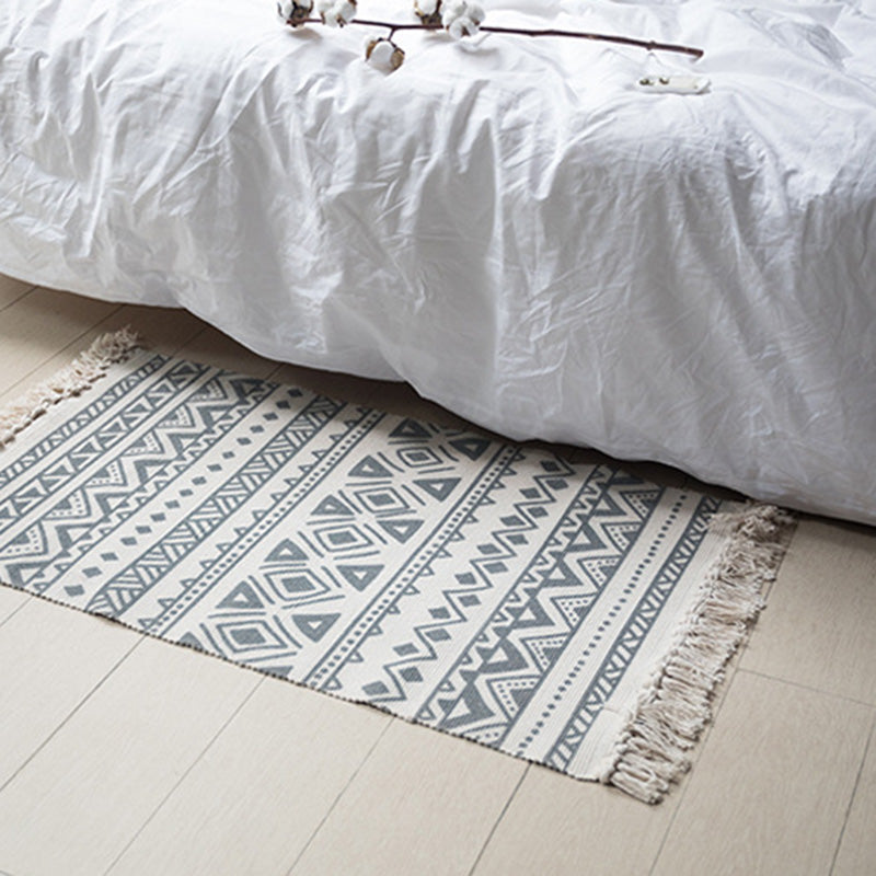 Sikunuo | Retro Bedroom Rug Multicolored Geometric Print Area Rug Fabric Machine Washable Carpet with Fringe