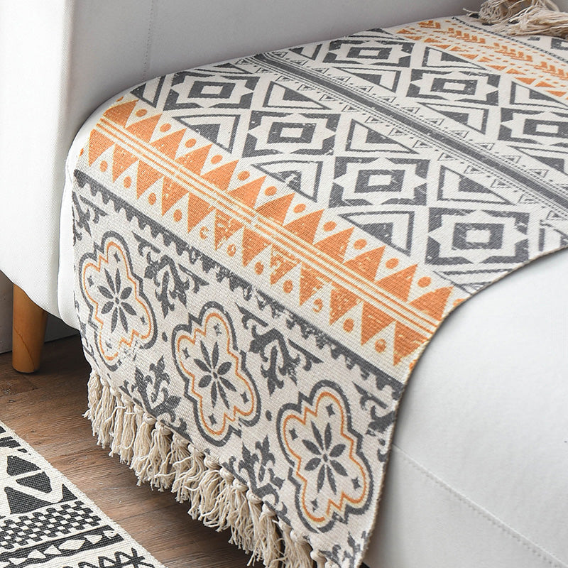 Sikunuo | Western Bedroom Rug Multicolored Geometric Print Rug Polyester Handwoven Pet-Friendly Area Rug with Fringes