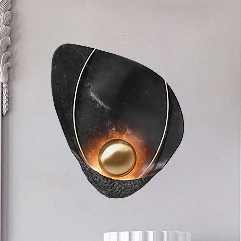 Sikunuo | Resin Shell-Shaped Wall Light Single Head Modern Metal LED Wall Light in White/Black Light