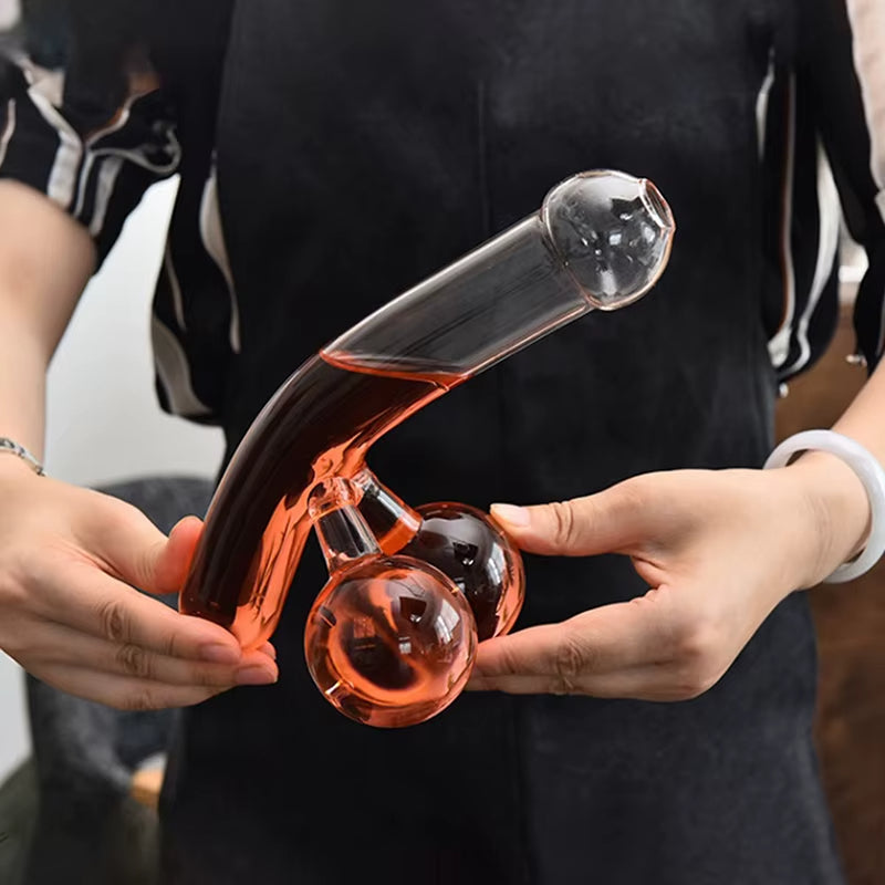 Sikunuo | Playful Curve Adult-Themed Decanter