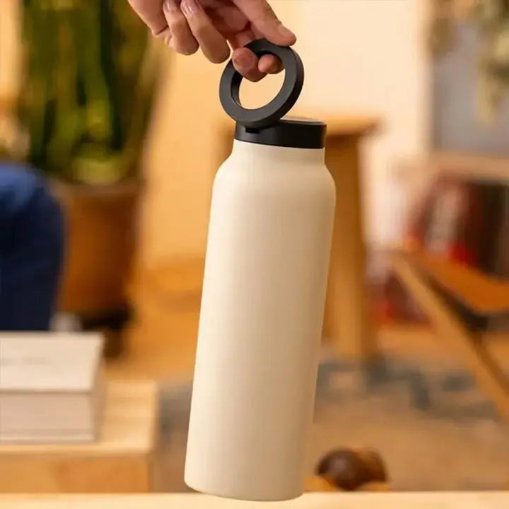 Sikunuo | 3-in-1 insulated cup with magnetic bottom and phone holder