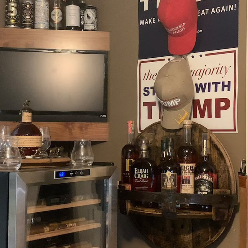 Bourbon Whiskey Barrel Shelf | Sikunuo