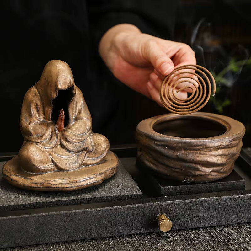 Sikunuo | Silent Monk Backflow Ceramic Incense Burner