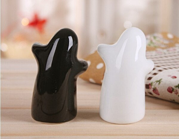 Sikunuo | 2PCS Love Hug Seasoning Shakers Sets