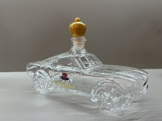 Sikunuo | Mustang Car Shaped Whiskey Decanter