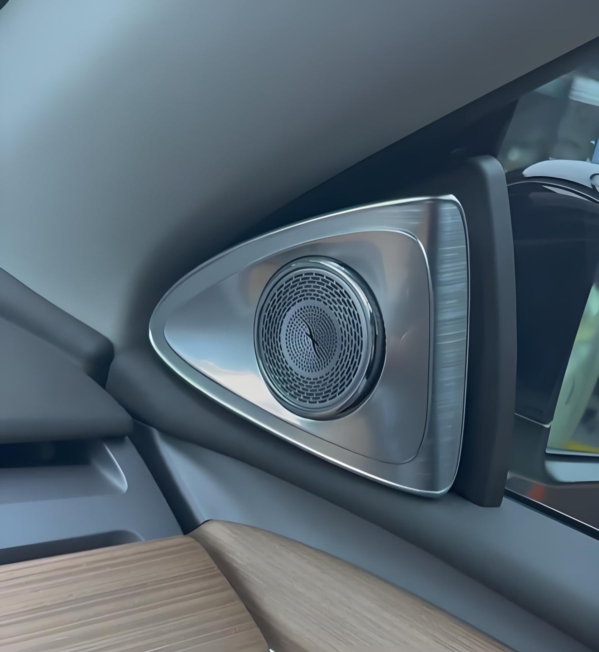 Sikunuo 4D Rotating LED Ambient Tweeter Speakers for Model Y Juniper / Model 3 Highland