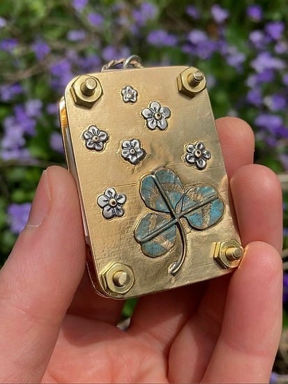 Sikunuo | Mini Flower Press | Compact Botanical Keepsake Maker | Portable Craft Tool