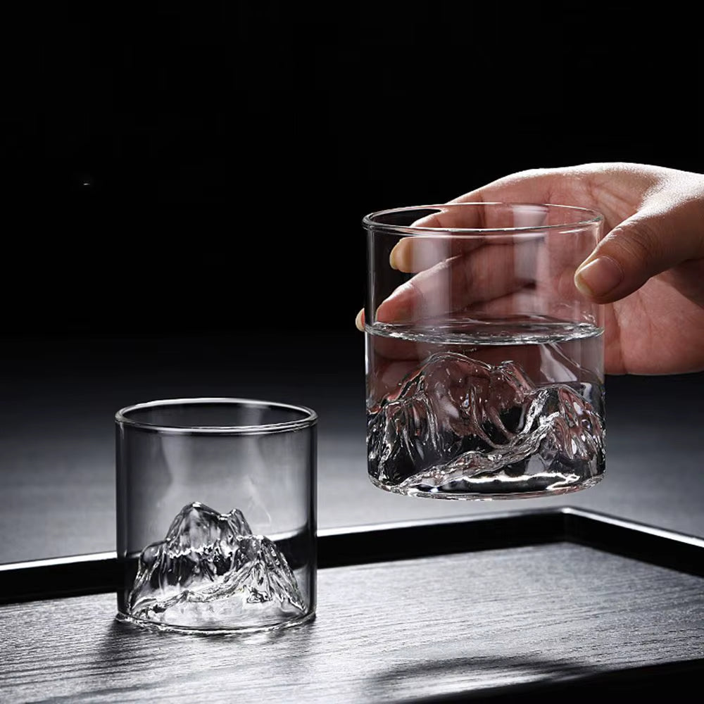 Sikunuo | Mountain Peak Cocktail Glass