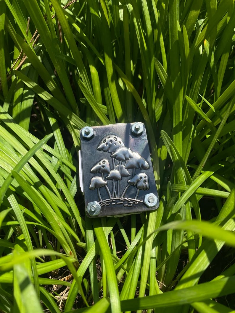 Sikunuo | Mini Flower Press | Compact Botanical Keepsake Maker | Portable Craft Tool