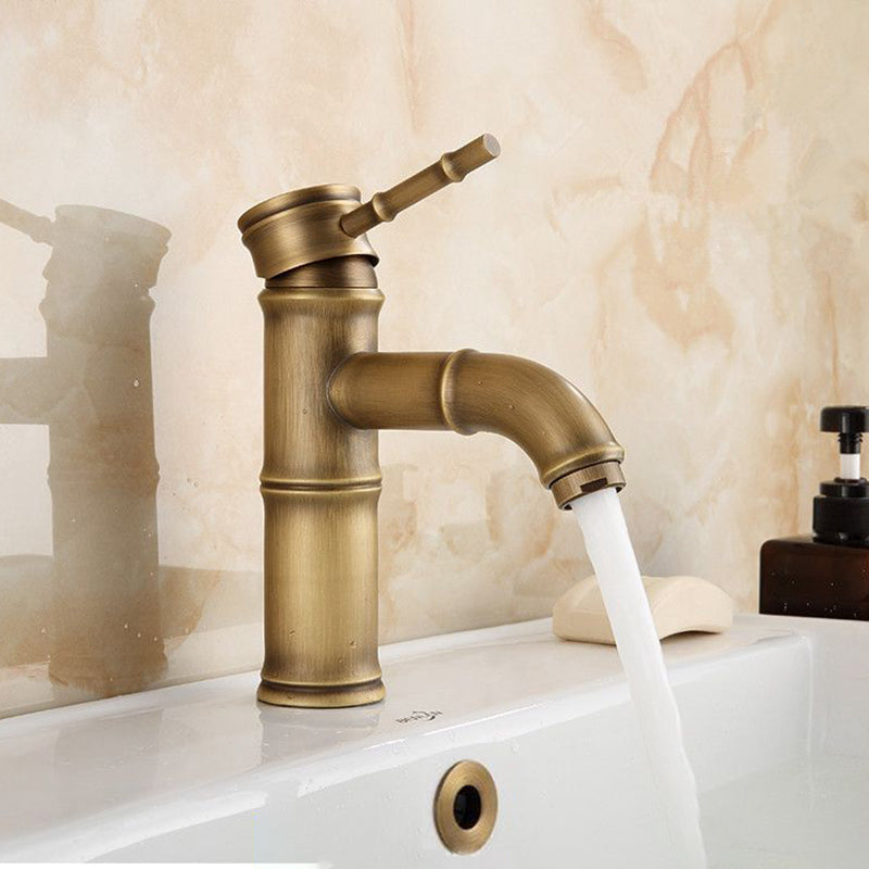 Sikunuo | Farmhouse Brass Bathroom Faucet With Lever Handle Single Hole Sink Faucet