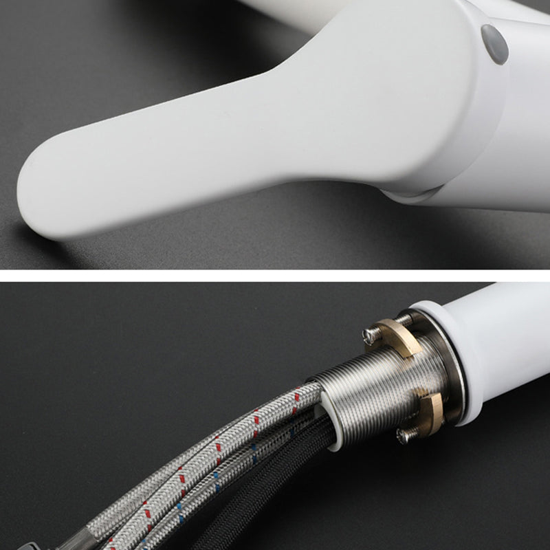 Sikunuo | Modern Extendable Sink Faucet Bathroom Faucet Brass 1 Handle Sink Faucet with Water Hose