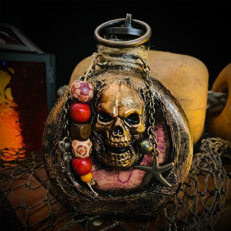 Skull Pirate Rum Bottle made of Resin | Sikunuo