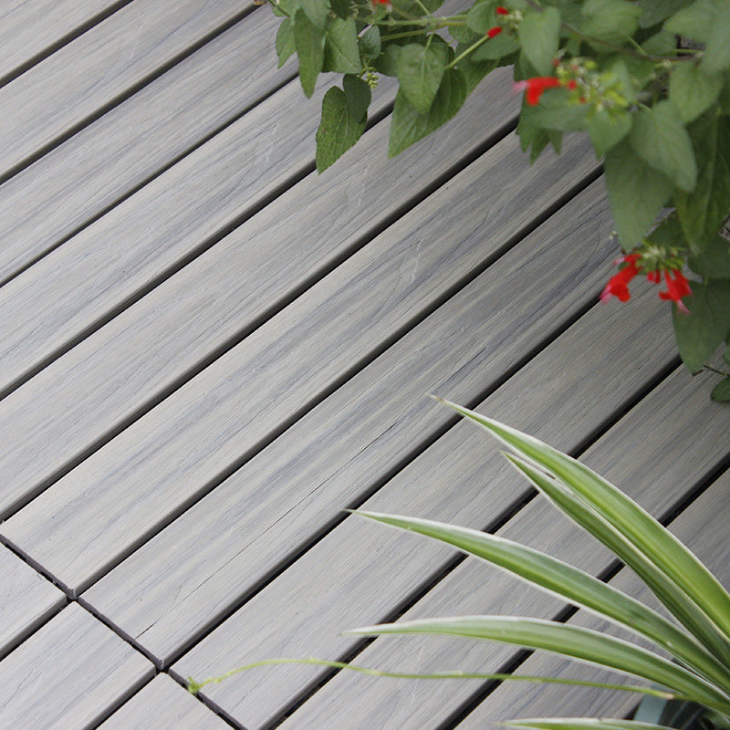 Sikunuo | Interlocking composite deck tiles Striped pattern patio tiles