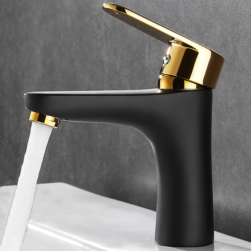 Sikunuo | Black-Gold Vessel Sink Faucet Lever Handle Low Arc Vessel Faucet