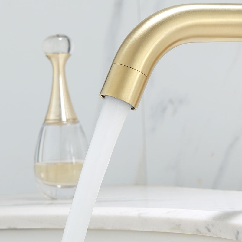 Sikunuo | Deck Mounted Roman Tub Faucet Low Arc Tub Faucet Set in Gold